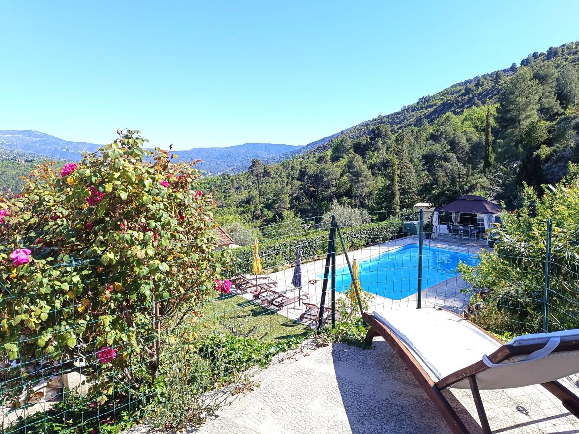 Studio Le Romantique A 20 Kms De Nice Bendejun ภายนอก รูปภาพ