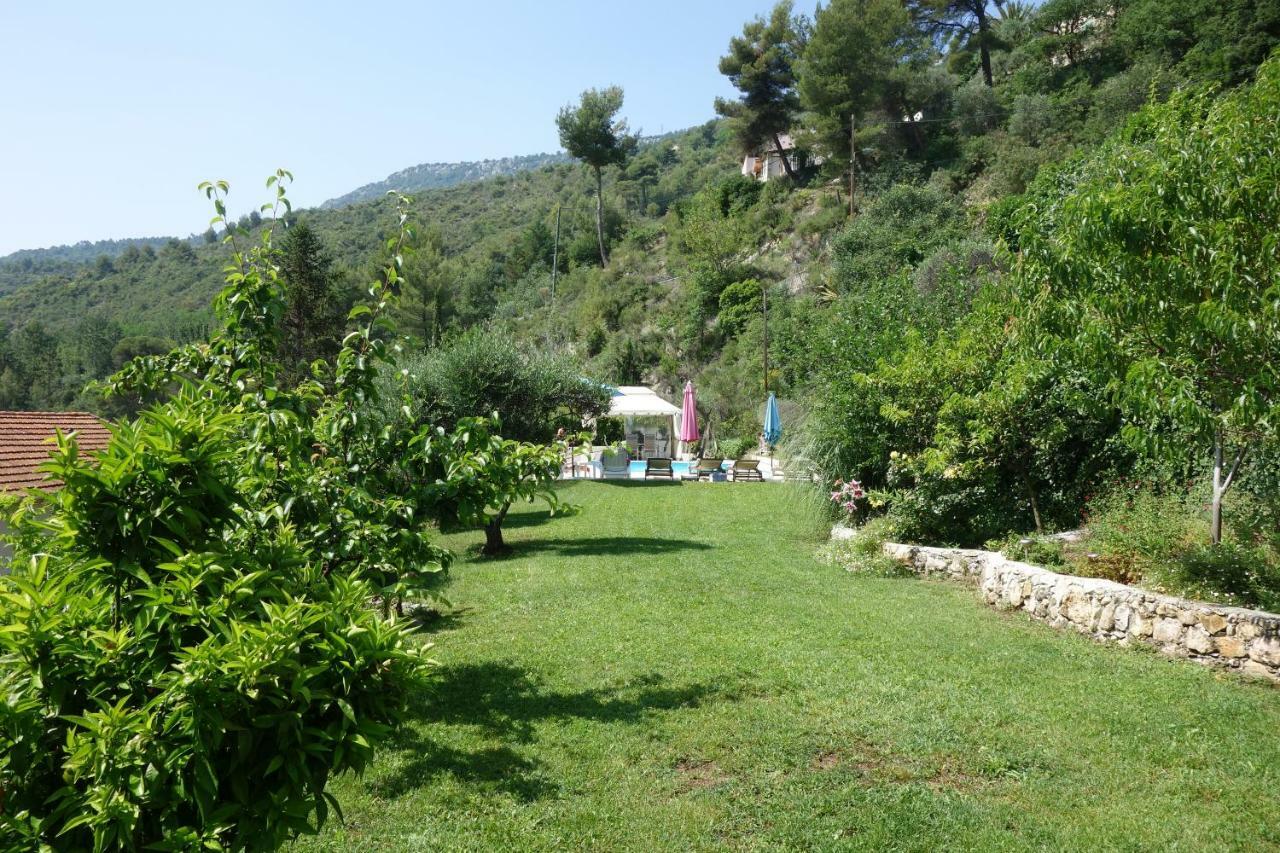 Studio Le Romantique A 20 Kms De Nice Bendejun ภายนอก รูปภาพ