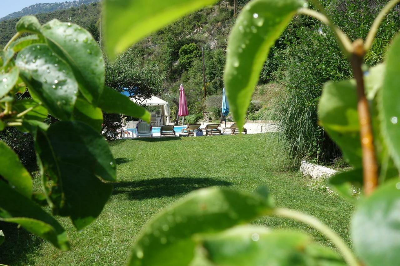 Studio Le Romantique A 20 Kms De Nice Bendejun ภายนอก รูปภาพ